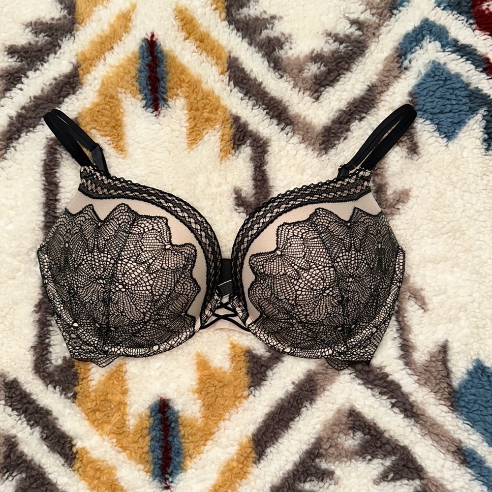 Victoria’s Secret Very Sexy Push Up